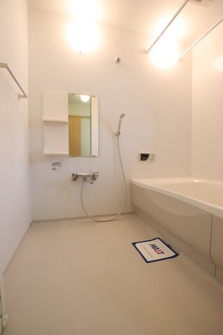 メゾンドゥルポⅡの物件内観写真