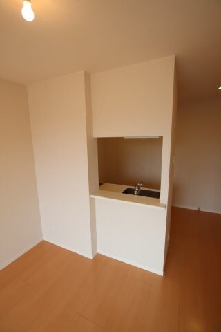 メゾンドゥルポⅡの物件内観写真