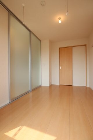 メゾンドゥルポⅡの物件内観写真