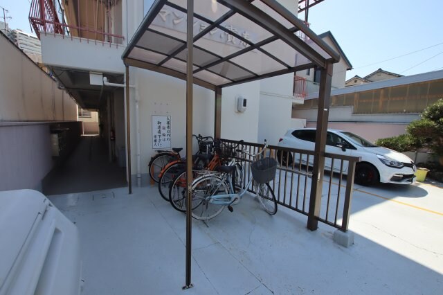 マンション宝寿の物件内観写真