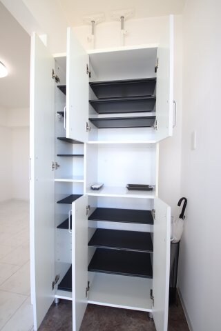 マンション宝寿の物件内観写真