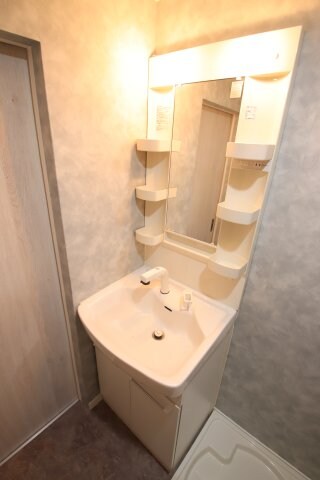 マンション宝寿の物件内観写真