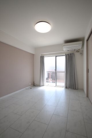 マンション宝寿の物件内観写真