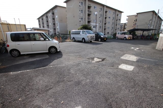 レナジア深井の物件外観写真