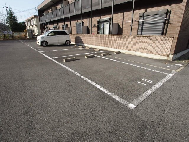 アンプルールクラージュmont vertの物件外観写真