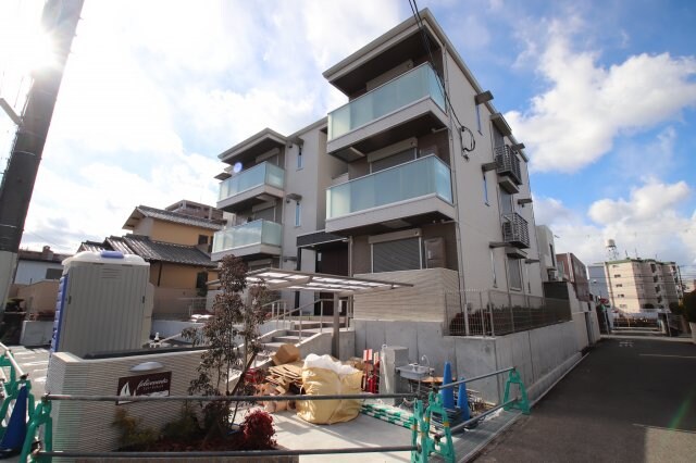 フェリーチェヴェントの物件外観写真