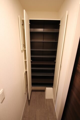 フェリーチェヴェントの物件内観写真