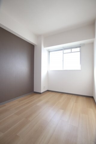 プレスト・コート弐番館の物件内観写真