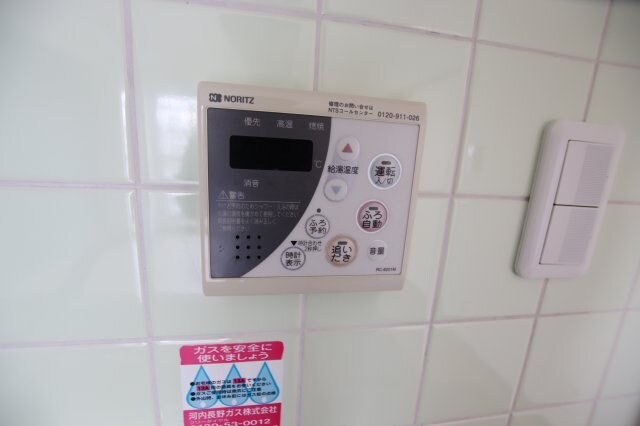 プレスト・コート弐番館の物件内観写真