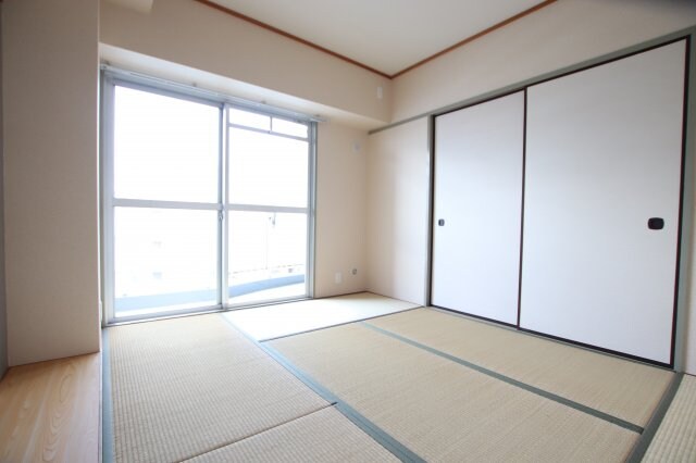 プレスト・コート弐番館の物件内観写真