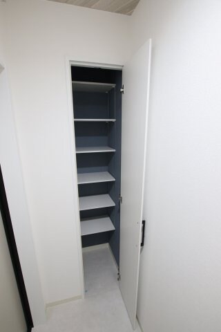 クリエオーレ初芝の物件内観写真