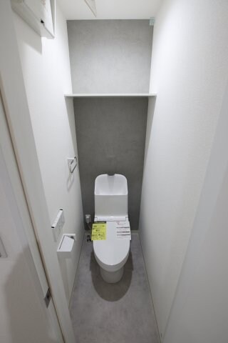 クリエオーレ初芝の物件内観写真