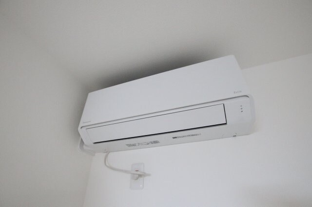 クリエオーレ初芝の物件内観写真