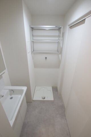 クリエオーレ初芝の物件内観写真