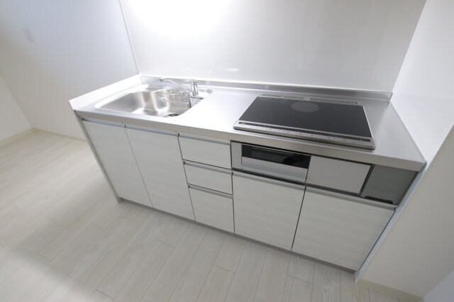 クリエオーレ初芝の物件内観写真