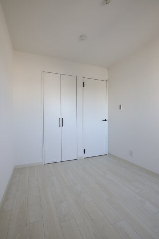 クリエオーレ初芝の物件内観写真