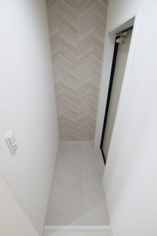 クリエオーレ初芝の物件内観写真