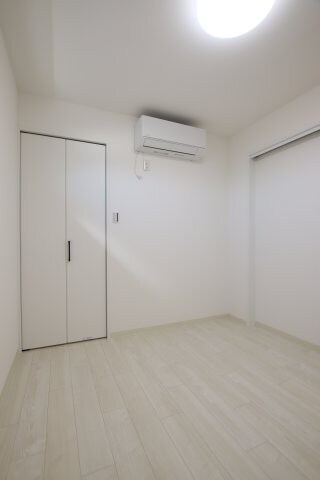 クリエオーレ初芝の物件内観写真