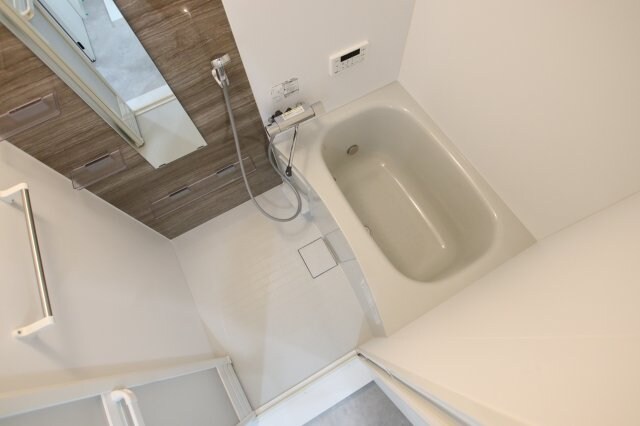 クリエオーレ初芝の物件内観写真