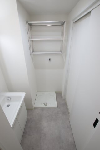 クリエオーレ初芝の物件内観写真