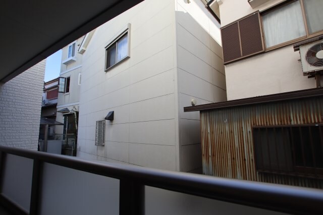 クリエオーレ初芝の物件内観写真