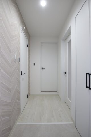 クリエオーレ初芝の物件内観写真