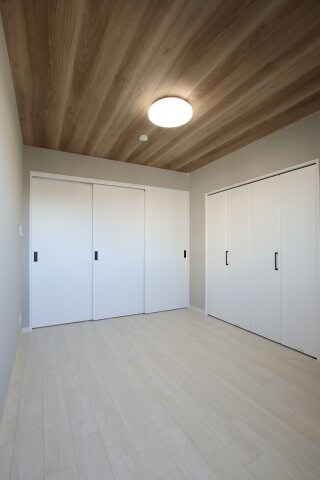 クリエオーレ初芝の物件内観写真