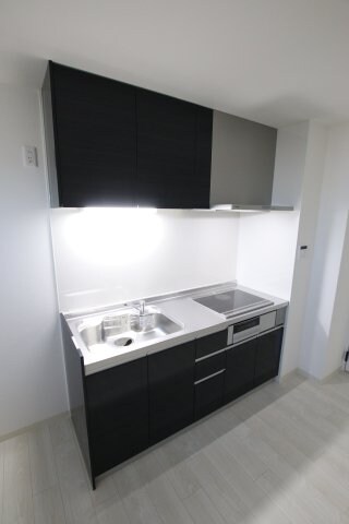 クリエオーレ初芝の物件内観写真