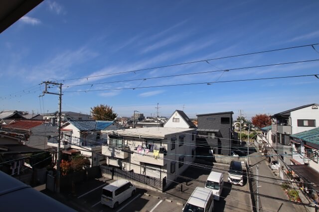 クリエオーレ初芝の物件内観写真