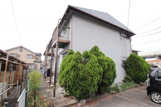 西山ハイツの物件外観写真