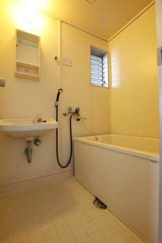 西山ハイツの物件内観写真