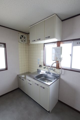 西山ハイツの物件内観写真