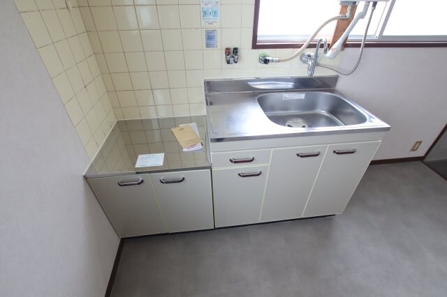 西山ハイツの物件内観写真