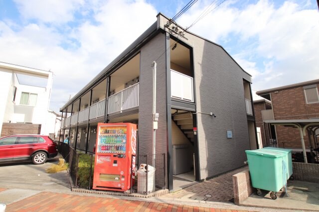 レオパレス狭山池の物件外観写真