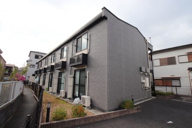 レオパレス狭山池の物件外観写真