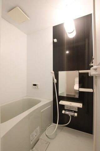 AVENIRの物件内観写真