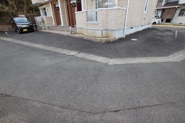 ミシュカーンの物件外観写真