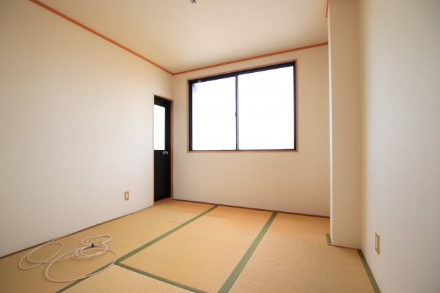 ラフィーネ2号館の物件内観写真