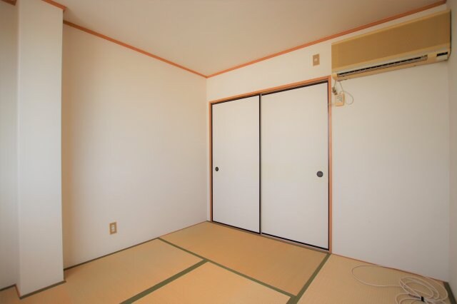 ラフィーネ2号館の物件内観写真