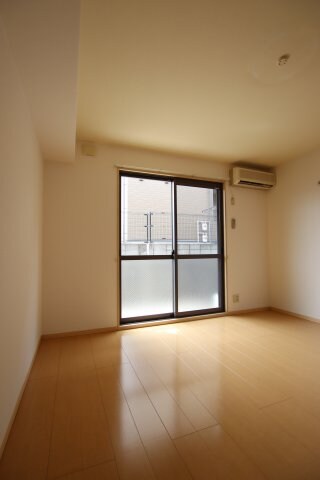 新ハイツウグイスB棟の物件内観写真