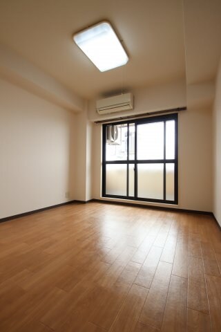 ルナアークファーストの物件内観写真