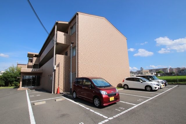 ヴィスタシアの物件外観写真