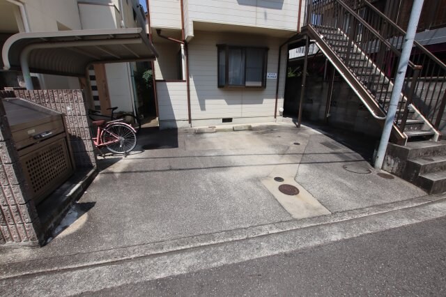 ハイツサンマルクの物件外観写真