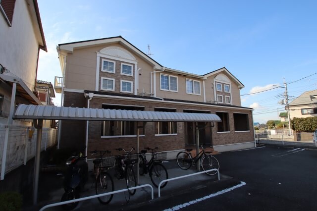 フィオーレ松ヶ丘の物件外観写真