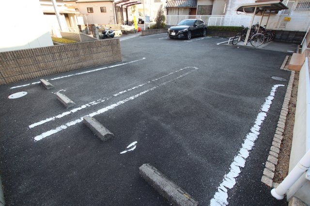 フィオーレ松ヶ丘の物件外観写真