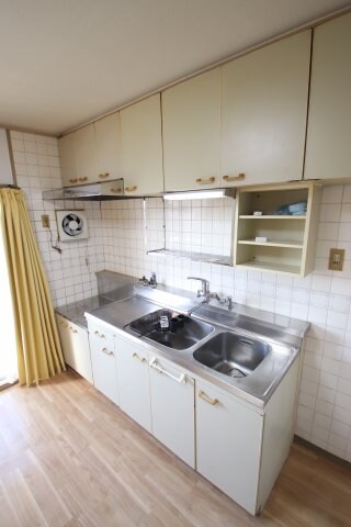 新檜尾台団地29号棟の物件内観写真