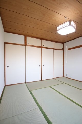 新檜尾台団地29号棟の物件内観写真