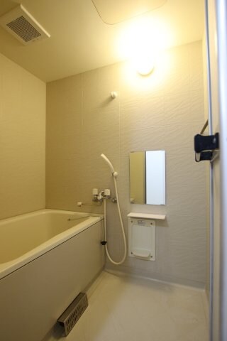 クレセントの物件内観写真