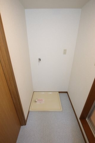 ラルジュウエストの物件内観写真