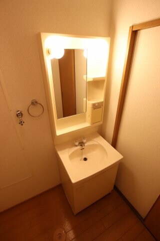 クレールタウンC棟の物件内観写真